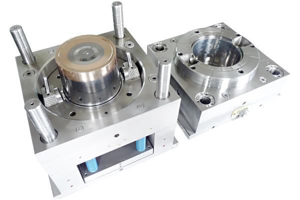 當互聯(lián)網(wǎng)基因&ldquo;入侵&rdquo;塑料模具行業(yè) 期待華麗轉(zhuǎn)身-模具-塑料行業(yè)-